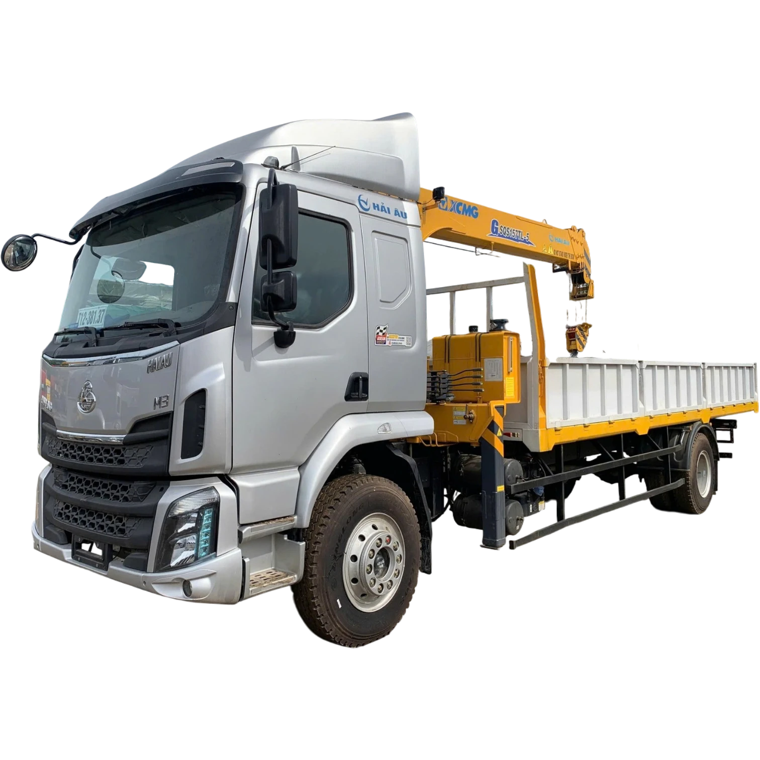 Xe Tải Chenglong Hải Âu M3 Euro 5 | Cẩu XCMG 6 Tấn 5 Đoạn